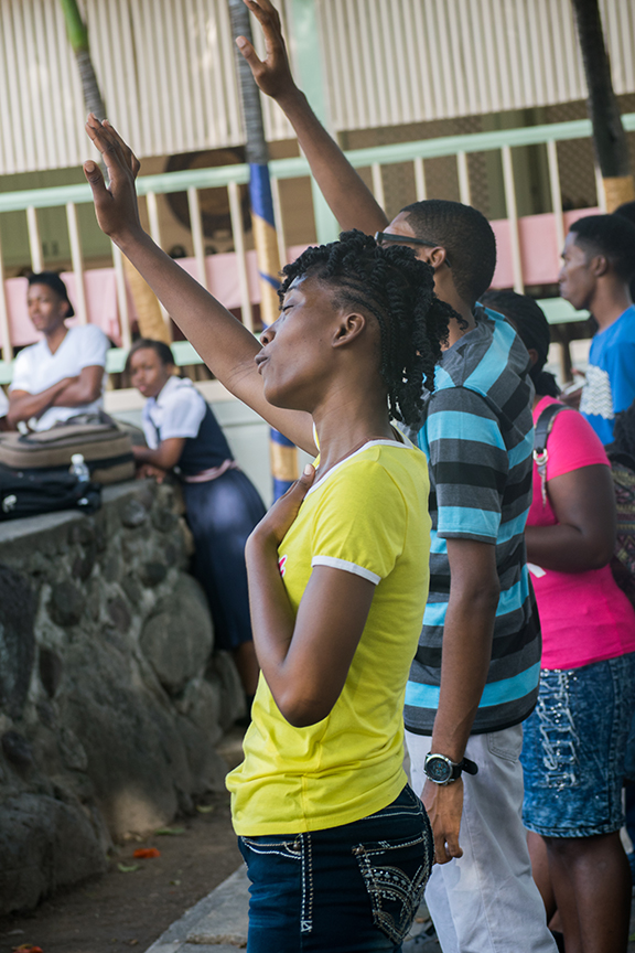 Patrons at the Island Praise in the Park gospel concert respodning to the many performances by giving thanks unto God.